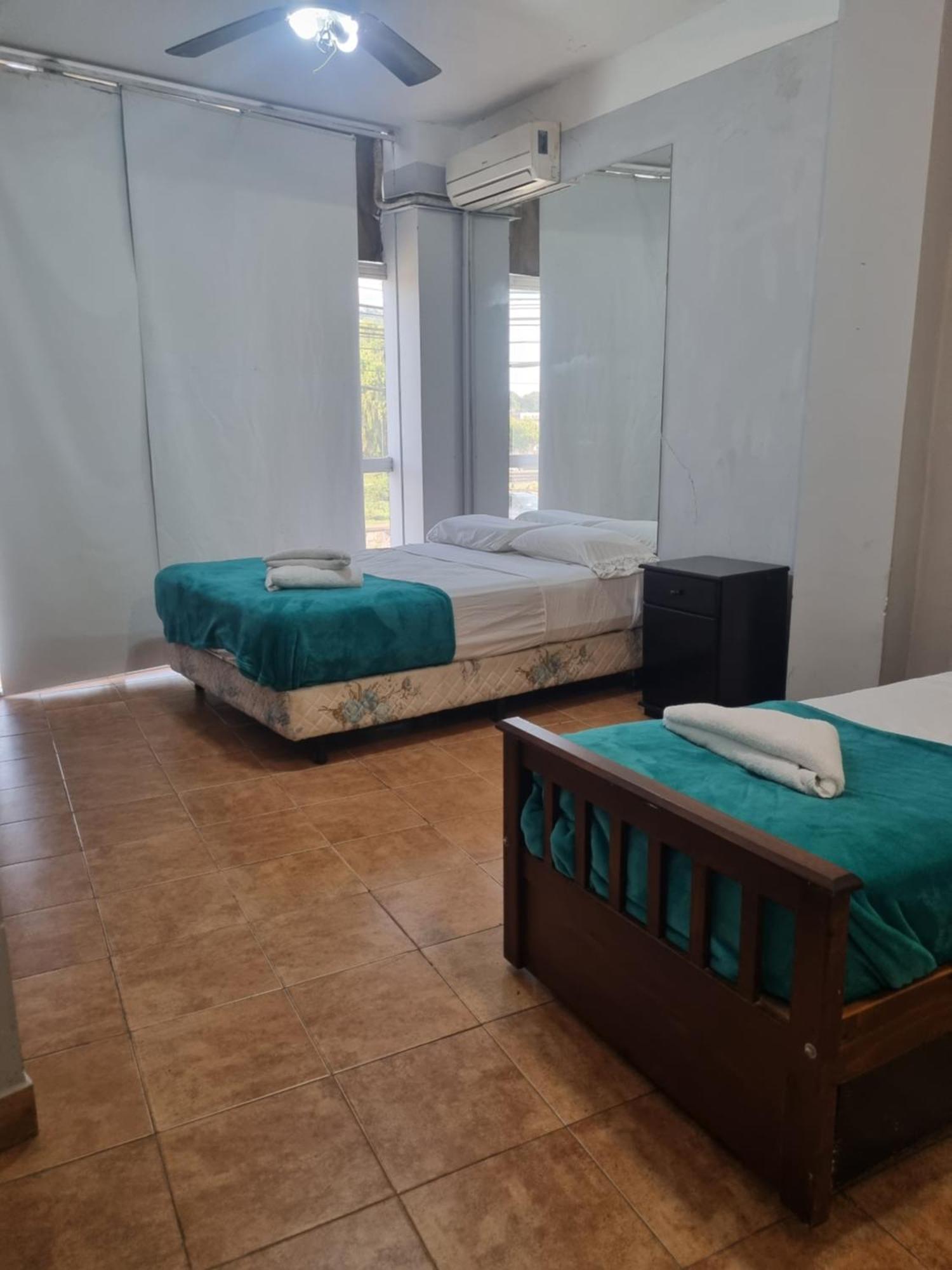 Apartamentos Centro San Salvador de Jujuy Szoba fotó